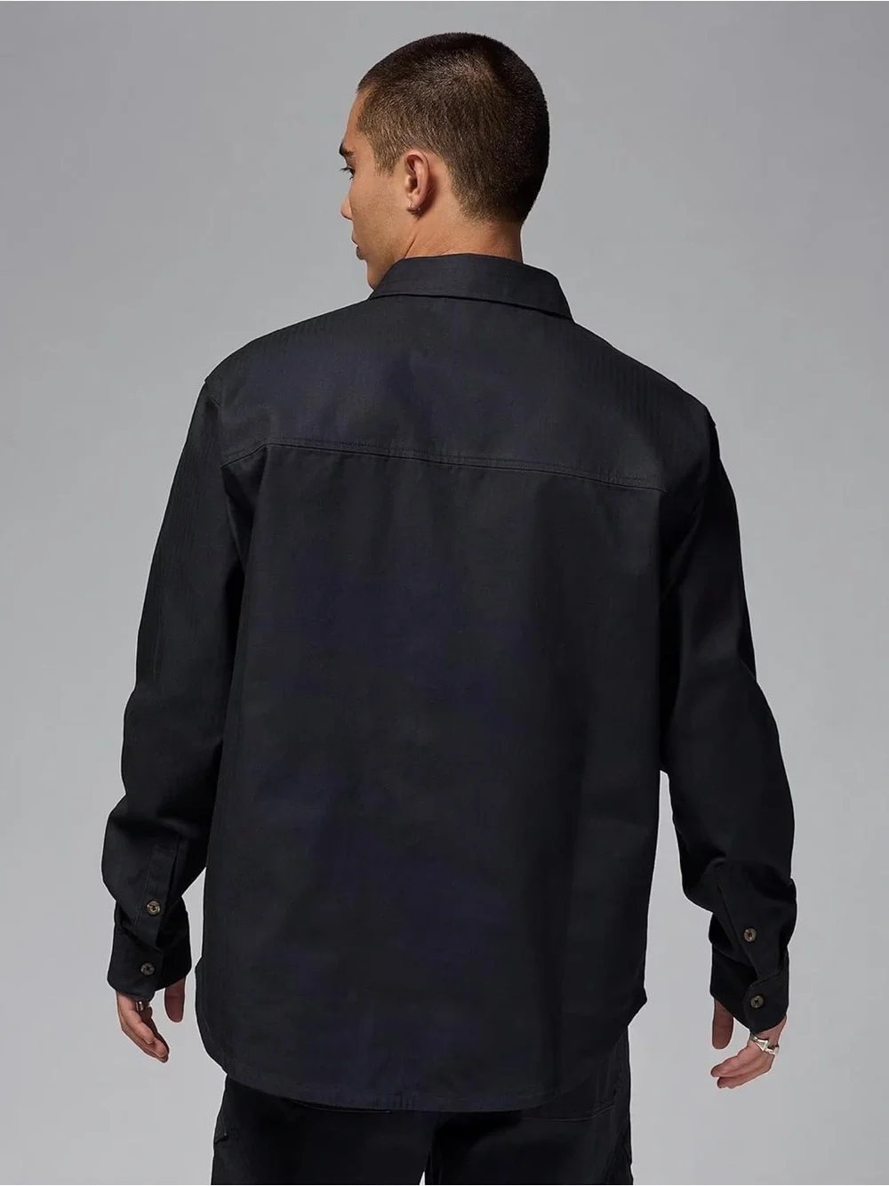 AIR JORDAN Essentials Oversized Men’s Black Button Down Shirt FV7446 010 Size S